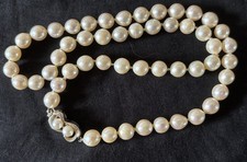 Zucht Perlenkette Mit Goldschliesse Von Jka Gepunzt 585