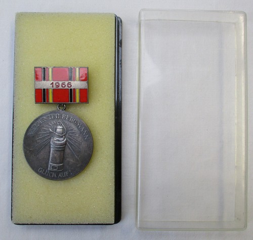 Ddr orden 900 silber - orden,