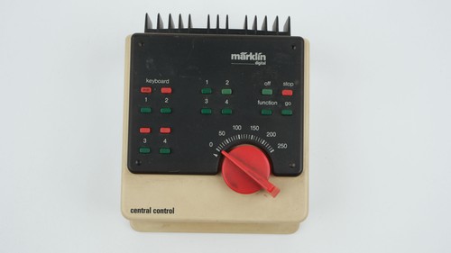 Märklin 6022 central control