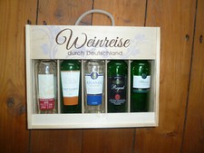 DEKOBOX aus Holz mit 5 leeren Weinflaschen MOTIV *Weinreise durch Deutschland*