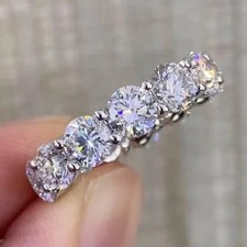 3 kt Rundschliff Moissanit