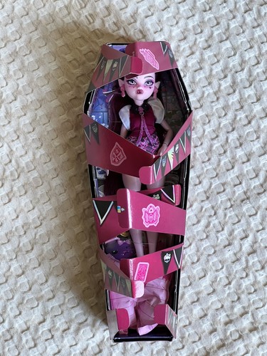 Monster high buried secrets - monster,