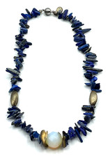 Attraktive Silber Design Kette Lapislazuli Stäbchen Opalinglas Kugel  L 48,5 cm