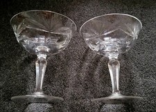2 Champagner-Schalen Sektschalen Kristall-Glas Gläser mit Schliff