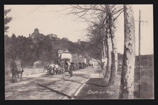 Dun an der Maas, Frankreich. FP.-Karte mit Text. Train-Kolonne auf einer Straße