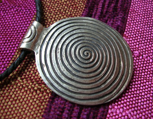 Wunderschönes großes amulett - großes,