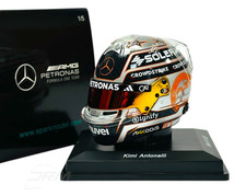 Modell Helmet 1:5 Spark F1