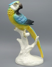 Goebel: große Porzellan Figur Papagei/ Ara/ Vogel auf Ast; 2. Wahl ~29cm Vintage