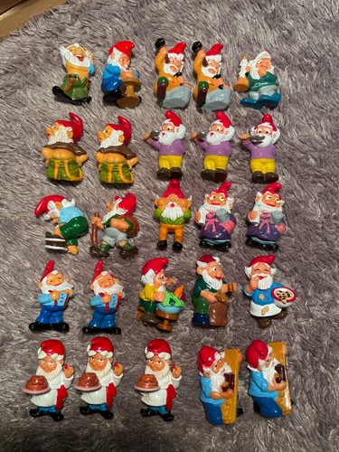 Stück ü eier figuren - +,