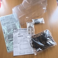 TAMIYA R/C KAROSSERIE SATZ 1:10 FORD BRONCO 2021  CC-02 Police # 300051687 