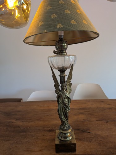 Antike petroleumlampe - antike,