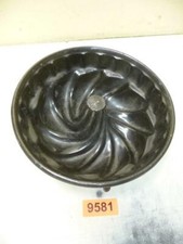 9581. Alte Fayence Backform Gugelhupf Kuchenform Tonbackform Ton