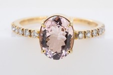 Morganit Ring mit Diamanten