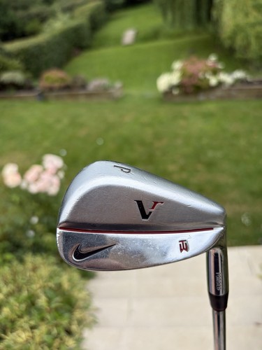 Nike tiger woods pitching - vr,