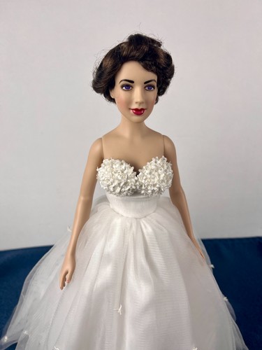 Franklin mint elizabeth - elizabeth, tylor