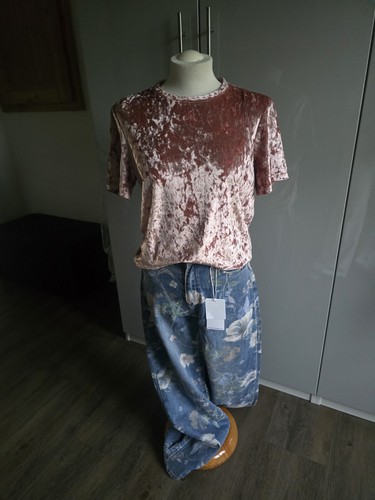 Jeans mit blumendruck neu - jeans,