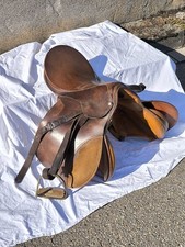 Alter Sattel Reitsattel Pferdesattel Goertz Jülich Deko