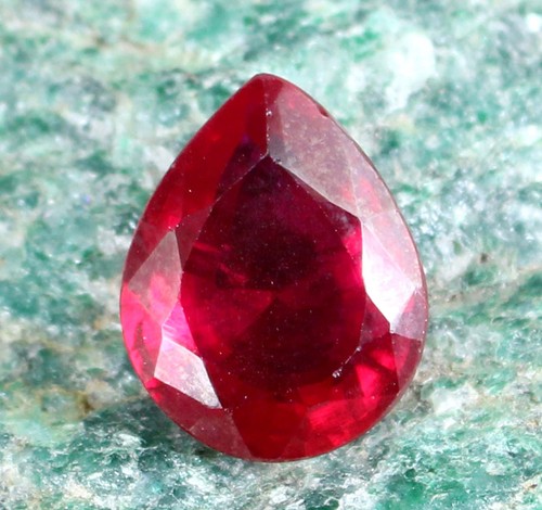 Bixbite roter beryll - roter,