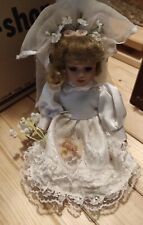 Porzellan Puppe Sammlung Mädchen mit Kleid Hochzeits Kleid Hochzeitskleid Braut