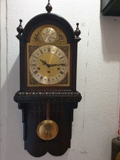 Antike Wanduhr Mit Melodie Gebraucht Zustand Gut Funktioniert Mit Schlüssel 