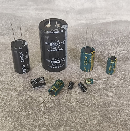 22uf 22000uf 35v - 35v, elko