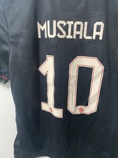 FC Bayern München Trikot 25