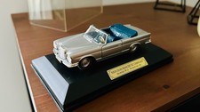 Mercedes-Benz 220 SE Cabriolet