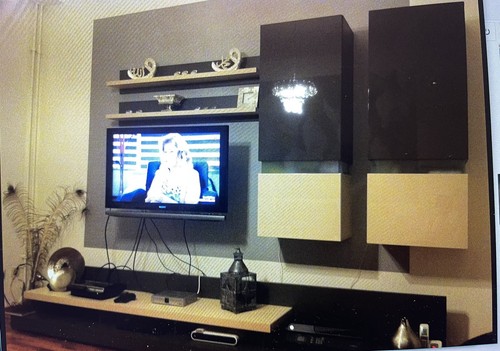 Wohnzimmerschrank
