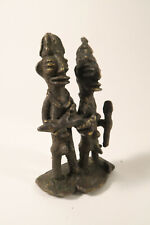 Paar mit Baby Ritual Figuren