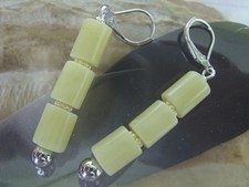 Zeitlose gelbe Jade Tonnen /Zylinder Ohrringe Earrings Ohrhänger m.Brisuren