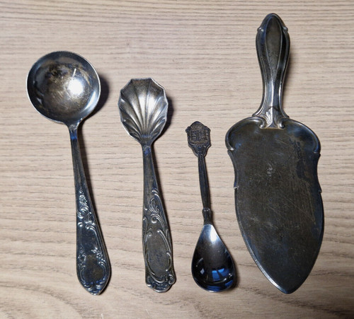 Versilberte löffel und - ,