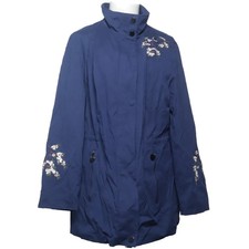 Himmelblau by Lola Paltinger