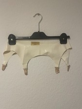 „Simon O.“ Latex