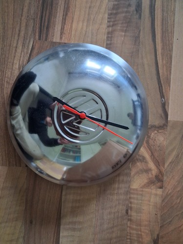 Selbstgebaute uhr radkappe - selbstgebaute, vw