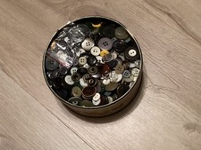 600 g Knöpfe Konvolut * viele