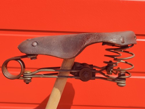 Historischer fahrradsattel der - historischer,