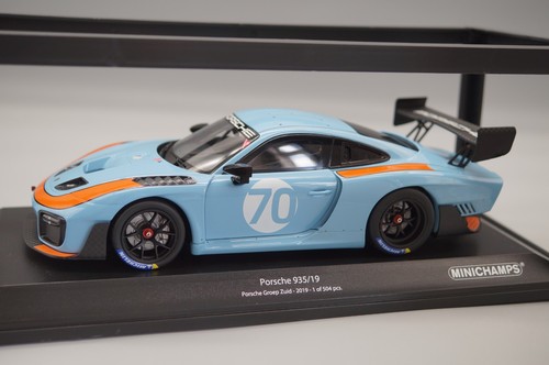 Minichamps 155067570 - 1/18,
