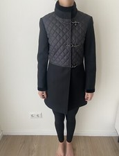 Fay Mantel "Virginia" Wolle