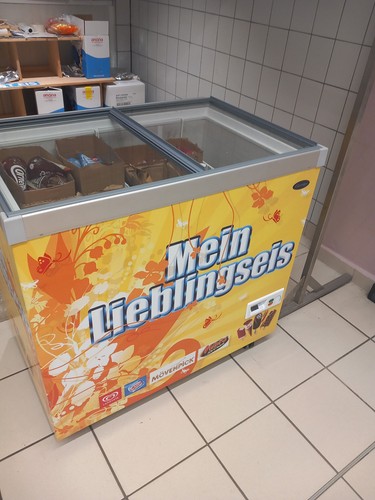 Neuw eistruhe metro - metro, cet