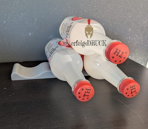 Flaschen und dosen - und,