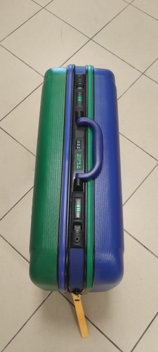 Hard suitcase united colors - -,