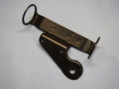 Scheinwerferhalter links