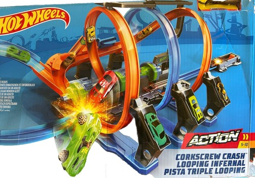 Hot wheels corkscrew - hot,