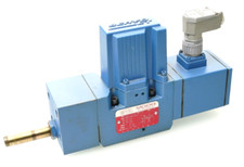 Netstal Moog D661Z2742G Servo