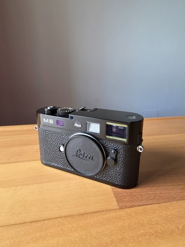 Leica schwarz nahezu - leica,