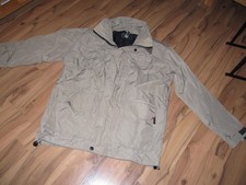 schöne leichte Herrenjacke