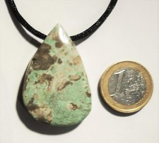 Variscit mit Bohrung und Band, 4,4  x  3,0 cm  Nr. 176   reduziert 18 auf 15 Eur