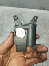 Opel Corsa D 2007 Stellmotor