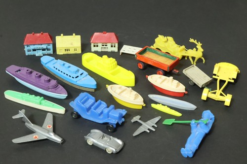 Alte plastik schiffe boote - plastik,