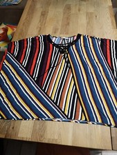 Bluse  Gr. 50,geschnitten wie ein PONCHO